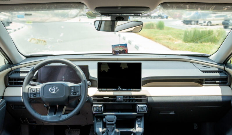 
								2026 Toyota Rav4 XLE 2.5L AT Hybrid (White-Beige) full									