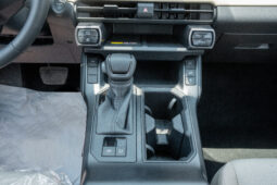 
										2026 Toyota Rav4 XLE 2.5L AT Hybrid (White-Beige) full									