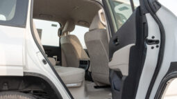 
										2026 Toyota Land Cruiser GXR 3.3L AT Diesel (White-Beige) Basic full									
