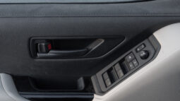 
										2026 Toyota Land Cruiser GXR 3.3L AT Diesel (White-Beige) Basic full									