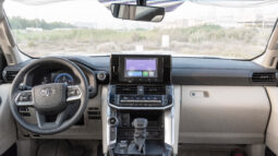 
										2026 Toyota Land Cruiser GXR 3.3L AT Diesel (White-Beige) Basic full									