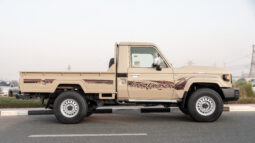 
										2025 Toyota Land Cruiser LC79 4.0L MT Petrol Basic (Omani) full									