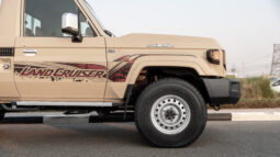 
										2025 Toyota Land Cruiser LC79 4.0L MT Petrol Basic (Omani) full									