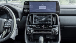 
										2026 Lexus LX700h Signature 3.5L AT Hybrid With Auto Parking full									
