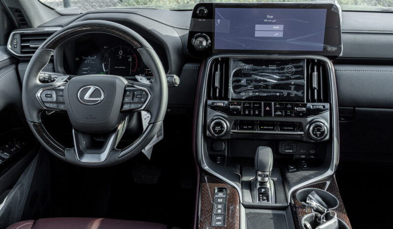 
								2026 Lexus LX700h Signature 3.5L AT Hybrid With Auto Parking full									