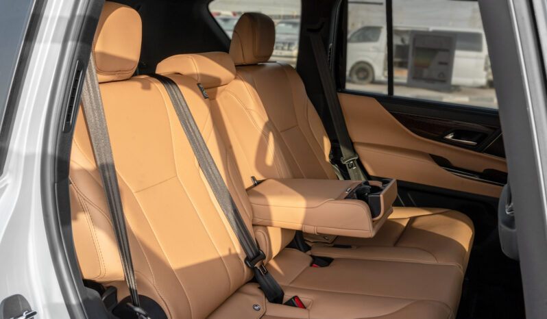 
								2026 Lexus LX700h 3.5L AT Hybrid With Auto Parking (White-Tan) full									