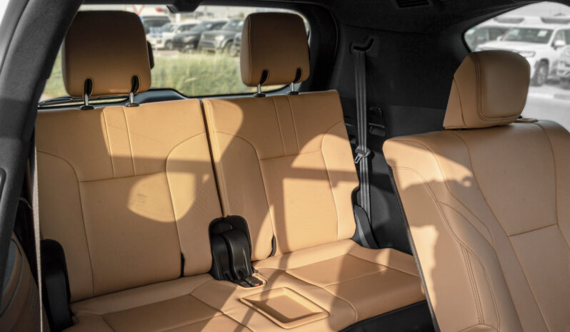 
								2026 Lexus LX700h 3.5L AT Hybrid With Auto Parking (White-Tan) full									