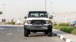 
										2025 Toyota Land Cruiser LC71 4.0L AT Petrol (White) Mid Option full									
