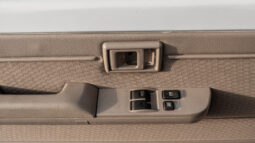 
										2025 Toyota Land Cruiser LC71 4.0L AT Petrol (White) Mid Option full									