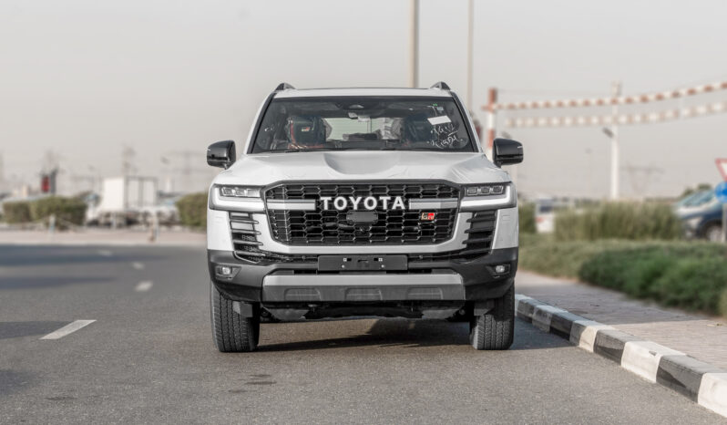 
								2025 Toyota Land Cruiser GR-Sport 3.5L AT Hybrid (White-Red) full									