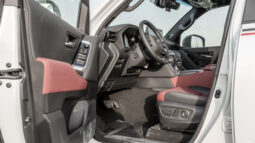 
										2025 Toyota Land Cruiser GR-Sport 3.5L AT Hybrid (White-Red) full									