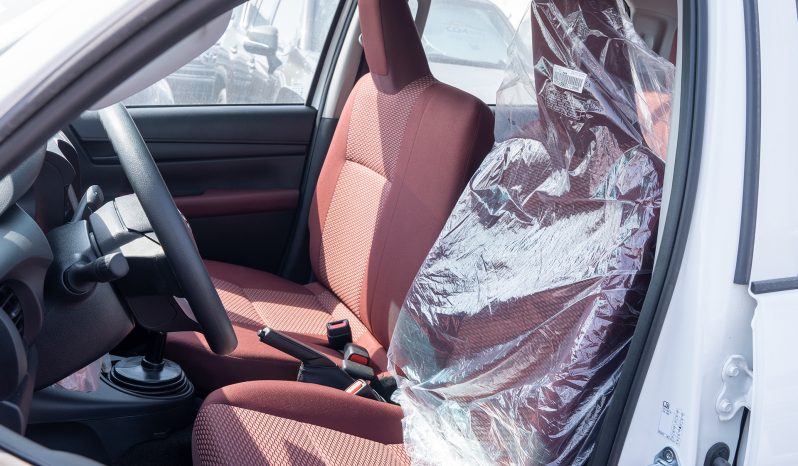 
2025 Toyota Hilux GL2 2.4L MT Diesel full									