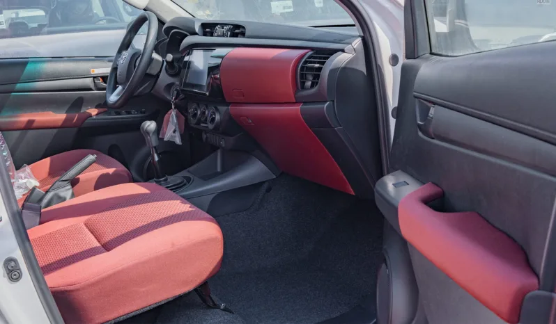 
2025 Toyota Hilux GL2 2.4L MT Diesel full									