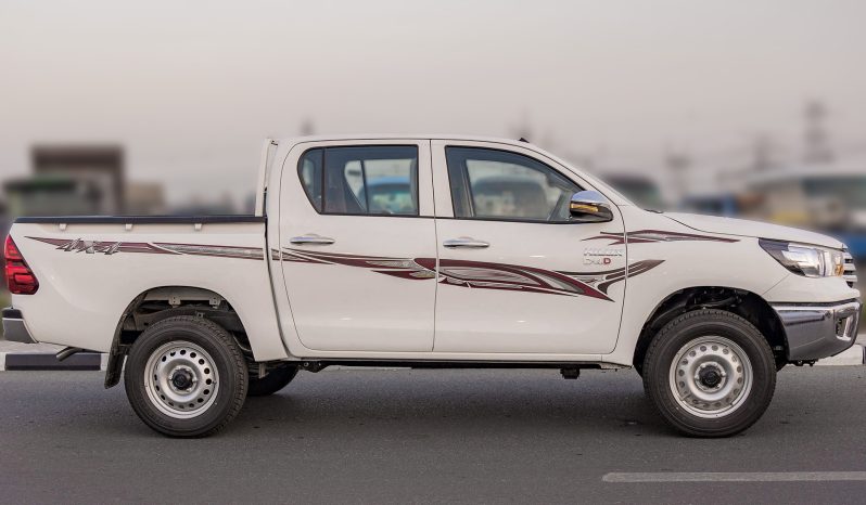 
2025 Toyota Hilux GL2 2.4L MT Diesel full									