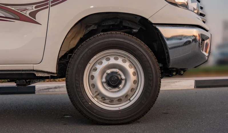 
2025 Toyota Hilux GL2 2.4L MT Diesel full									