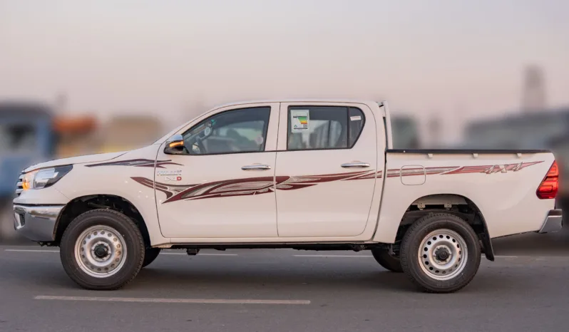 
2025 Toyota Hilux GL2 2.4L MT Diesel full									