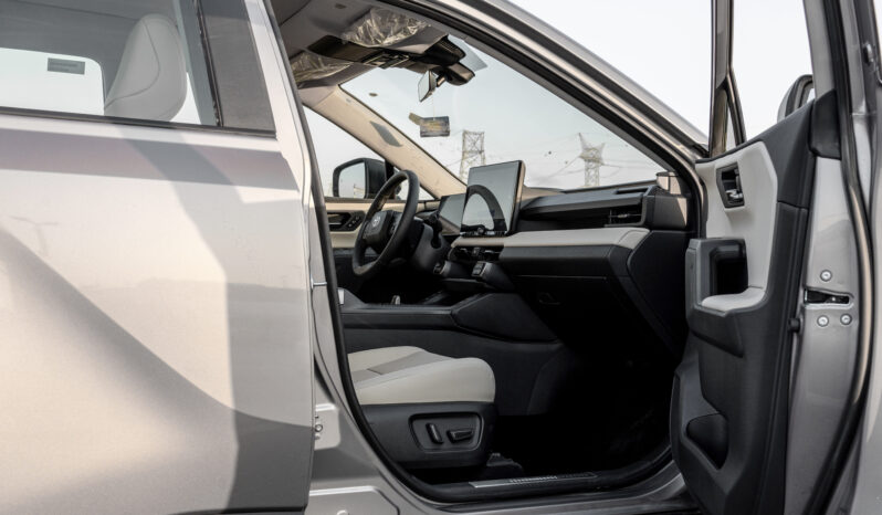 
								2026 Toyota Rav4 Limited 2.5L AT Hybrid (Gray-Beige) full									