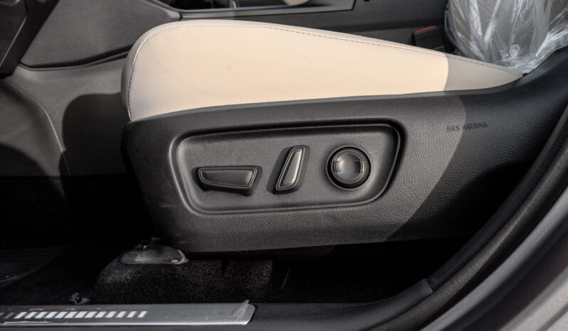 
								2026 Toyota Rav4 Limited 2.5L AT Hybrid (Gray-Beige) full									