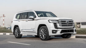 2026 Toyota Land Cruiser VXR 3.5L AT Petrol (White-Red) Omani