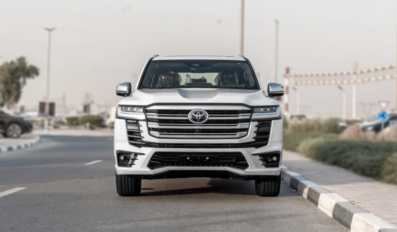 
								2026 Toyota Land Cruiser VXR 3.5L AT Petrol (White-Red) Omani full									