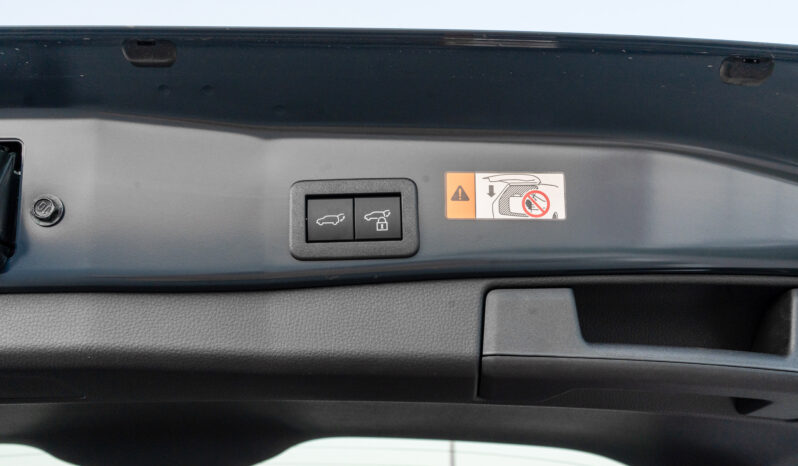 
								2026 Toyota Rav4 XSE 2.5L AT Hybrid (Blue-Black) full									