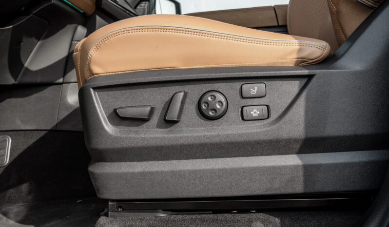 
								2026 Infiniti QX80 Sensory 3.5L AT Petrol (Gray-Tan) full									