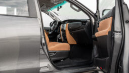 
										2026 Totota Fortuner GX 2.7L AT Petrol (Gray-Tan) RWD full									