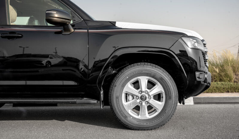 
								2026 Toyota Land Cruiser GXR 3.3L AT Diesel (Black-Beige) Basic full									