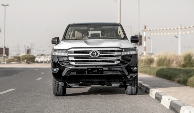 
								2026 Toyota Land Cruiser GXR 3.3L AT Diesel (Black-Beige) Basic full									
