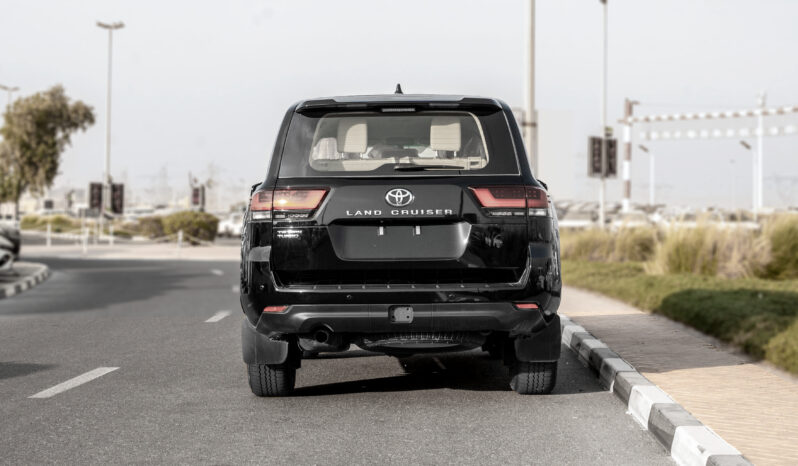 
								2026 Toyota Land Cruiser GXR 3.3L AT Diesel (Black-Beige) Basic full									