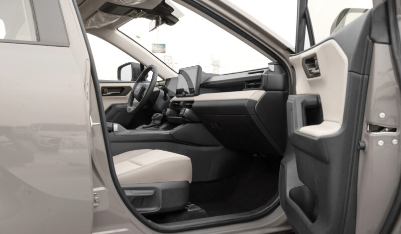 
								2026 Toyota Rav4 XLE 2.5L AT Hybrid (Gray-Beige) full									