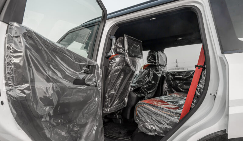 
								2026 Nissan Patrol Nismo 3.5L Twin-Turbo AT Petrol (White) full									