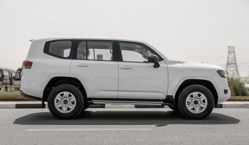 
								2026 Toyota Land Cruiser GXR 3.3L AT Diesel (White-Beige) Basic full									