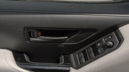
										2026 Toyota Land Cruiser GXR 3.3L AT Diesel (White-Beige) Basic full									