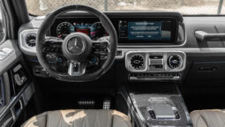 
										2026 Mercedes-Benz AMG G 63 4.0L AT Petrol (Black-Brown) full									