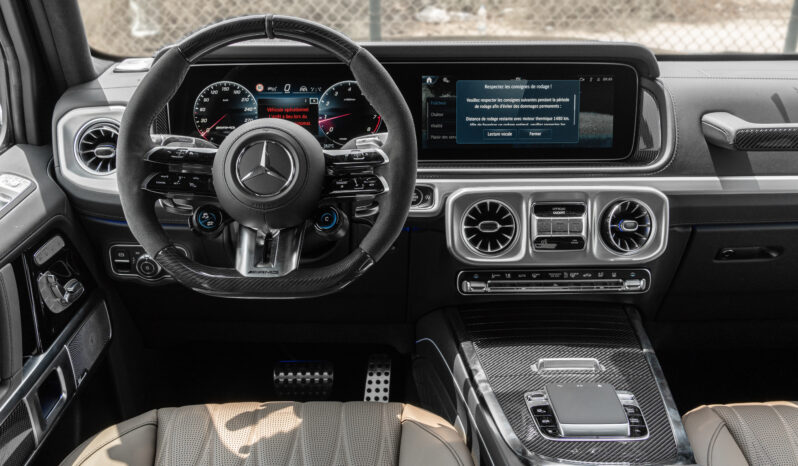 
								2026 Mercedes-Benz AMG G 63 4.0L AT Petrol (Black-Brown) full									