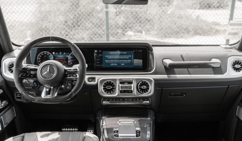 
								2026 Mercedes-Benz AMG G 63 4.0L AT Petrol (Black-Brown) full									