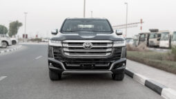 2026 Toyota Land Cruiser VXR 3.5L AT Hybrid (Gray-Red)