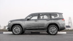 2026 Toyota Land Cruiser VXR 3.5L AT Hybrid (Gray-Red)