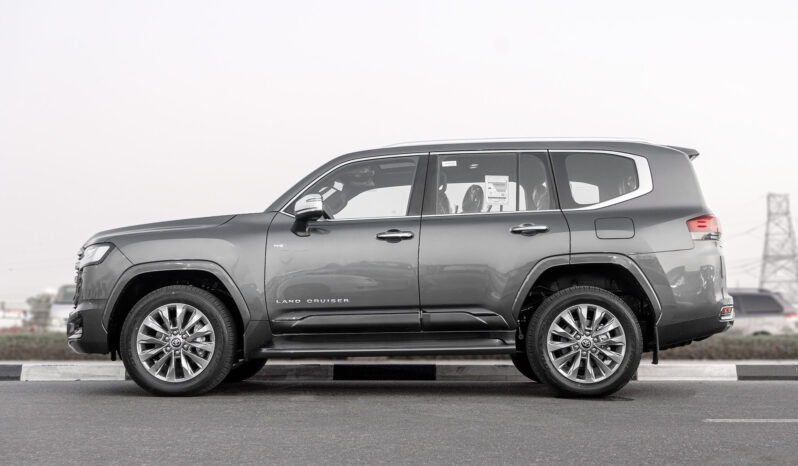 
								2026 Toyota Land Cruiser VXR 3.5L AT Hybrid (Gray-Red) full									