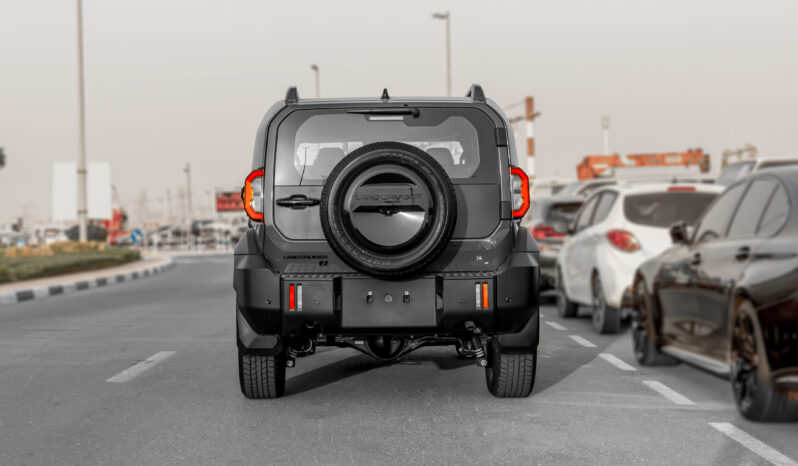 
								2027 Toyota Land Cruiser FJ 2.7L AT Petrol (Gray-Black) full									