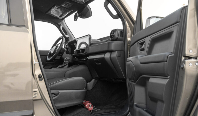
								2027 Toyota Land Cruiser FJ 2.7L AT Petrol (Green-Black) full									