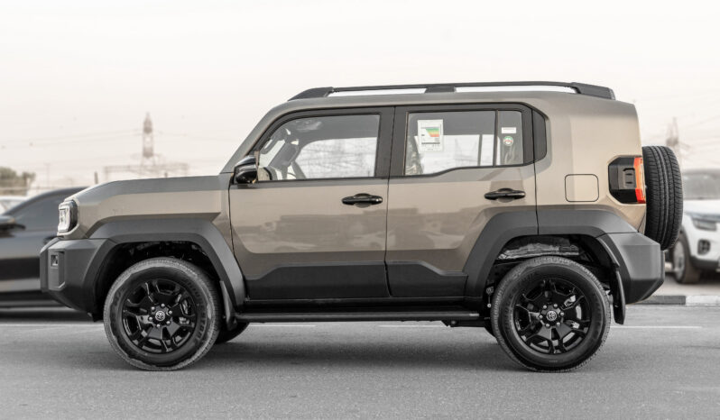 
								2027 Toyota Land Cruiser FJ 2.7L AT Petrol (Green-Black) full									