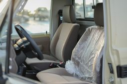 
										2025 Toyota Land Cruiser LC 79 4.0L AT Petrol Basic (Beige) full									