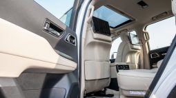 
										2026 Toyota Land Cruiser 300 VXR 3.5L AT Hybrid full									