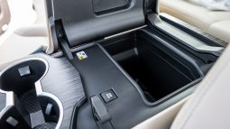 
										2026 Toyota Land Cruiser 300 VXR 3.5L AT Hybrid full									