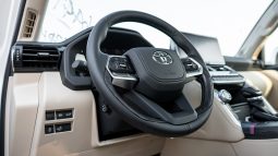 
										2026 Toyota Land Cruiser 300 VXR 3.5L AT Hybrid full									