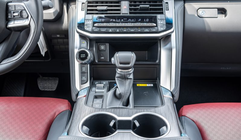 
2026 Toyota Land Cruiser VXR 3.5L Twin Turbo AT Petrol (Gray) full									