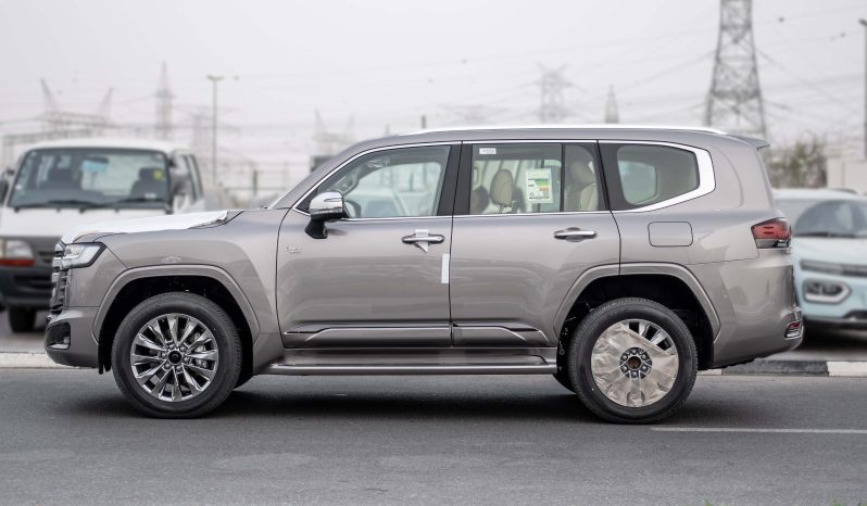 
2026 Toyota Land Cruiser 300 VXR 3.5L AT Hybrid (Bronze) full									