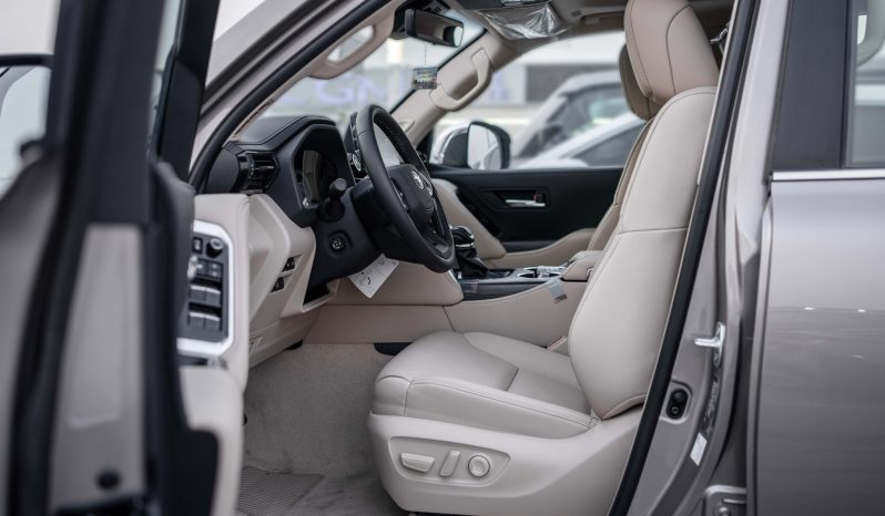 
2026 Toyota Land Cruiser 300 VXR 3.5L AT Hybrid (Bronze) full									